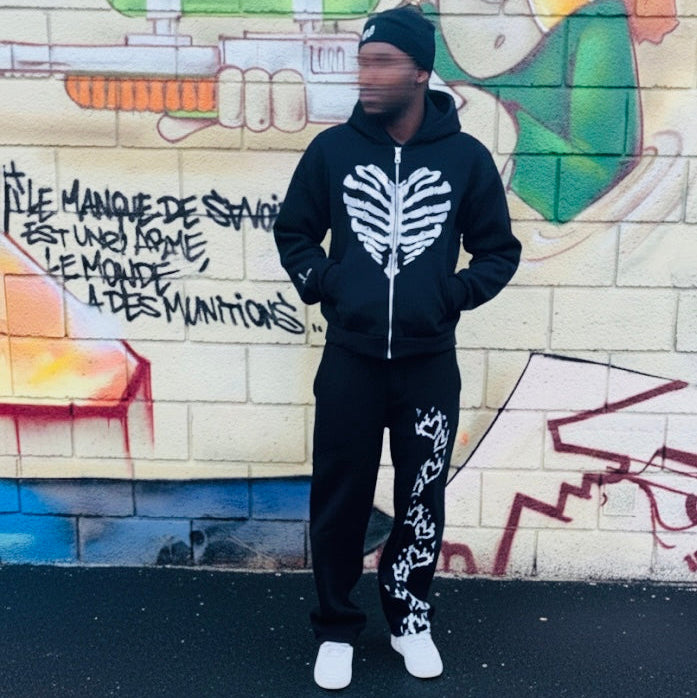 Ensemble Skeleton Heart & Flames